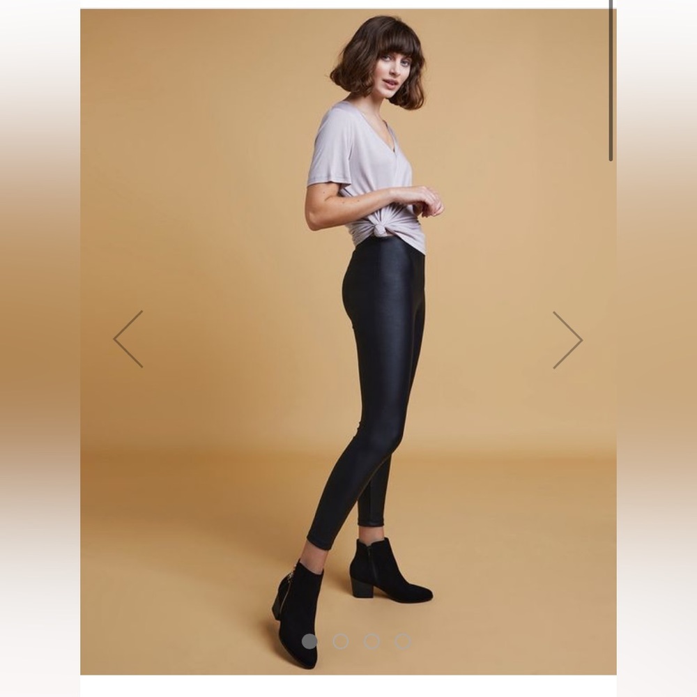 Black faux leather leggings. Size 12 UK. NWT. Gallery at Dunnes.